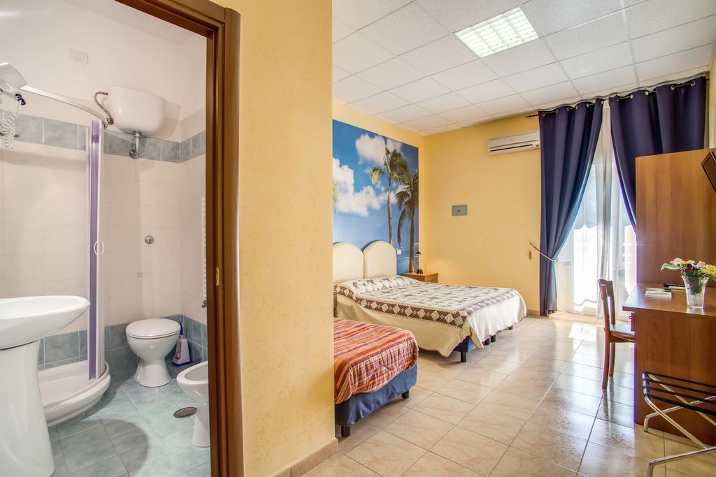 Maikol Family Guesthouse Rome Room photo